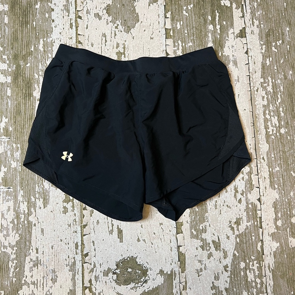 Under Armour UA Shorts Womens M in Black